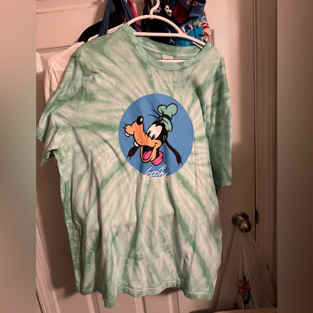 Disney Goofy shirt